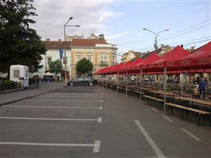 Parcarea din Piaţa Unirii se închide pentru Zilele Clujului