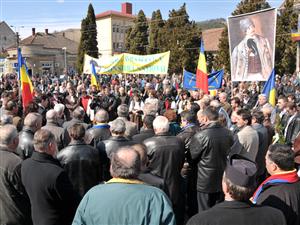 Giurgiu dă “apă la moară” UDMR: vrea reprezentanţă a Ţării Moţilor la Bruxelles