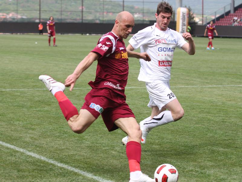 Suvenir din Sao Paolo: Gabi Mureşan a primit tricoul lui Maicon