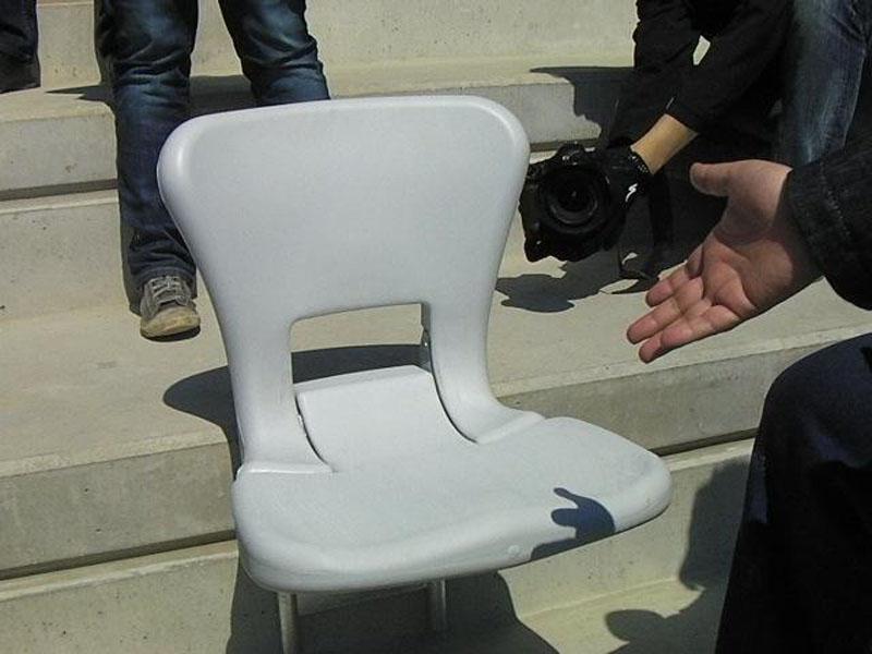 Încă o şansă pentru furnizorul scaunelor de la stadion 