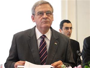 Contre între maghiari: cine sabotează înregistrarea partidului lui Tokes