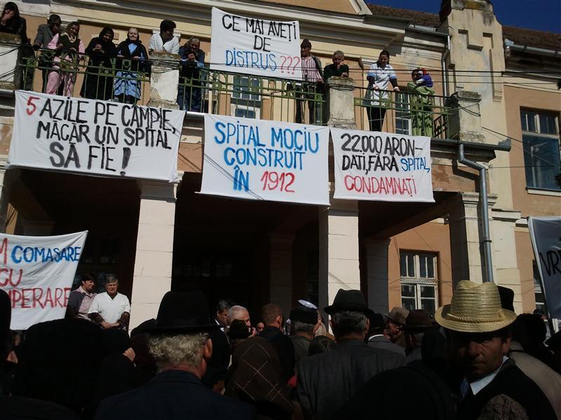 Pompieri şi SMURD în Mociu după desfiinţarea spitalului din comună