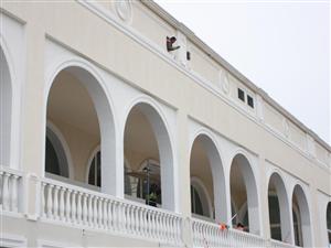 Hotelurile clujene socializează pe internet           