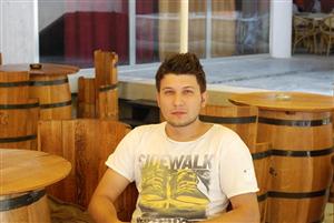O fântână arteziană din Zorilor a fost transformată în terasă FOTO 