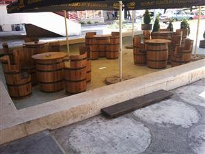 Terasă într-un bazin dezafectat, amendată de primărie      