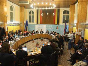 “Pe tavă” sau cu licitaţie? Consilierii locali decid soarta unei afaceri de 100 de milioane de euro