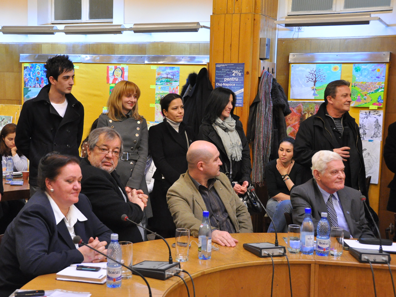 Primăria contraatacă. Nu acceptă anularea concursului pentru filarmonică 