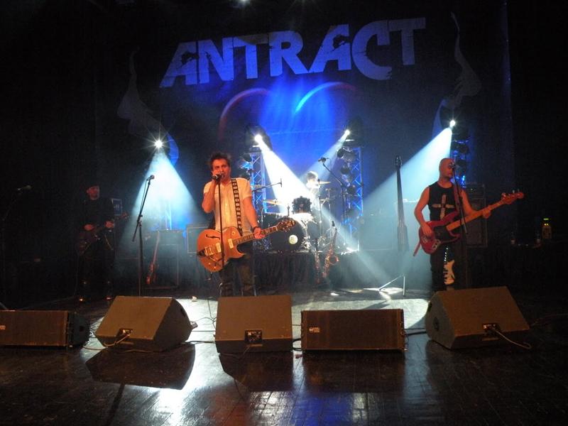 Ce poţi face în weekend: Concert Antract şi multe party-uri