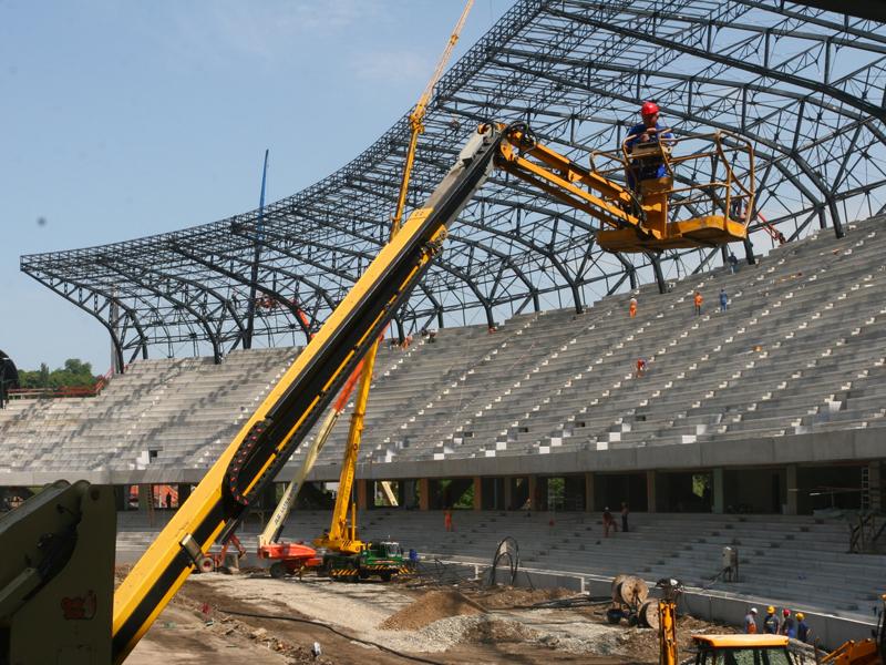 Planuri de “botez” pentru Cluj Arena
