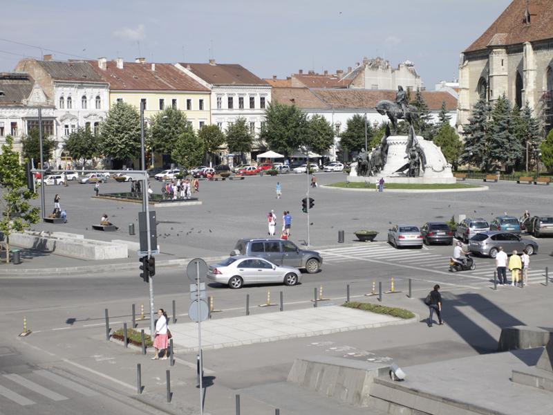 Primăria închiriază 15 spaţii din proprietate