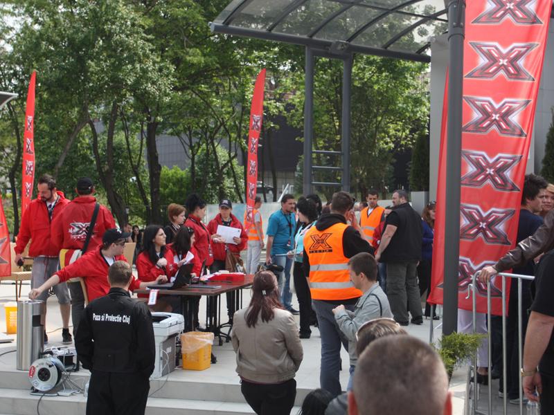 Agenda zilei: Audiţii “X Factor” cu public şi juriu, expoziţii şi party-uri