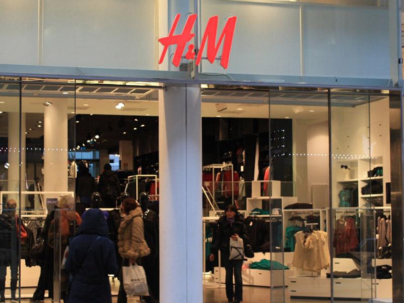 H&M a cerut două etaje în Iulius Mall