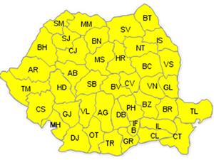 Cod galben de caniculă, furtuni şi vijelie până joi
