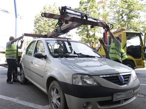 Ultima modă la Cluj: se mută maşinile care încurcă şantierele    