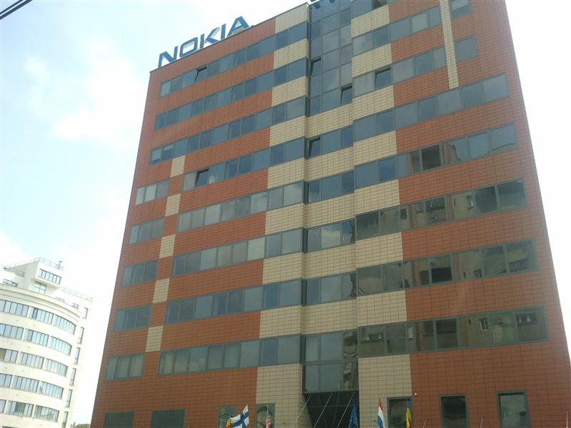 Pierderi de 368 milioane de euro pentru Nokia în T2