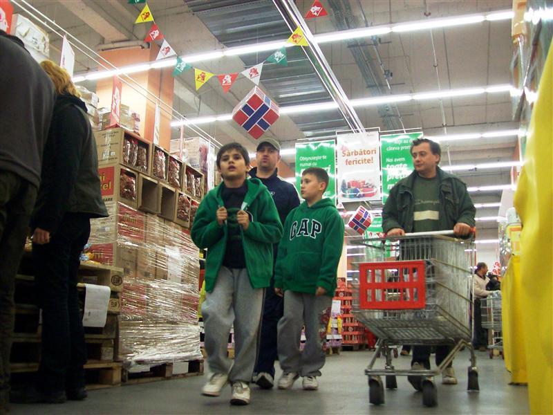 Reclame înşelătoare: reducerile echivalente TVA-ului erau mai mici