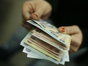 Au vrut să ia credit cu acte false