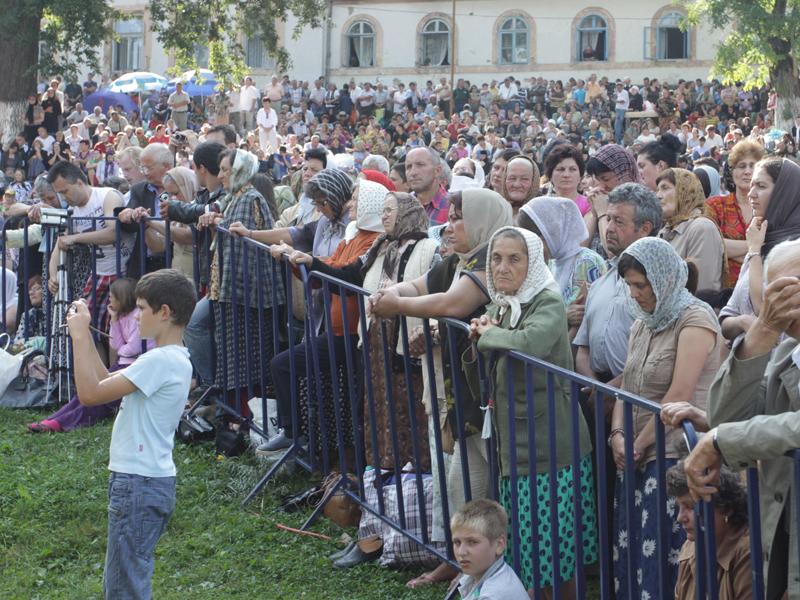 Amenzi mari pentru nerespectarea zilei libere de Sfânta Maria