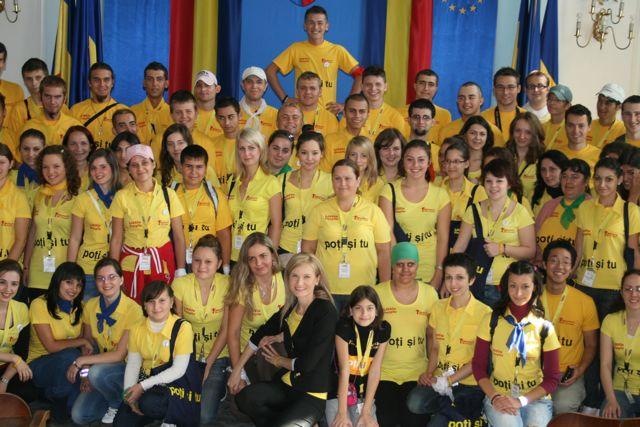 150 de participanţi la cea mai mare tabără pentru adolescenţii care au învins cancerul