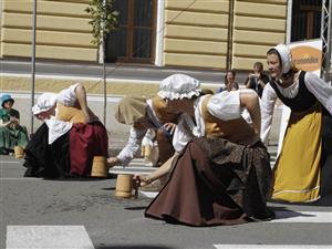 Unde ne relaxăm:  Strada festivalurilor