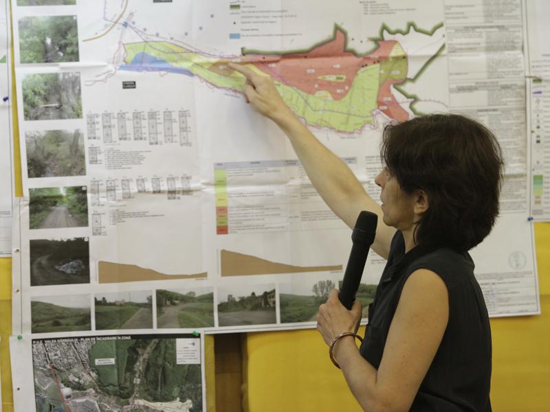 Viermii au încurcat proiectul lui Udrea de pe Valea Gârbăului     