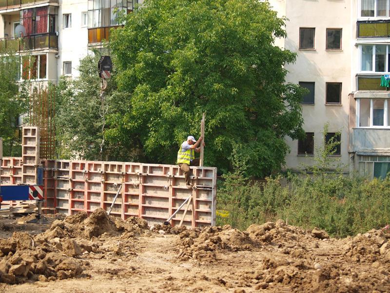 Transport în comun extins în Mănăştur. Plus trei parkinguri   
