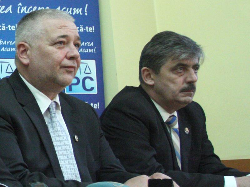 La Cluj, USL joacă pe mâna liberalilor      