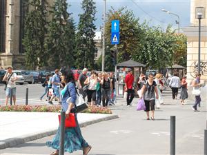 Aproape 3.000 de solicitări de angajare pentru recensământul populaţiei  
