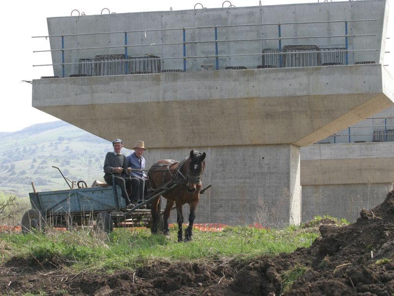 Băsescu, despre Bechtel: Recomandarea Băncii Mondiale ar fi trebuit să fie 