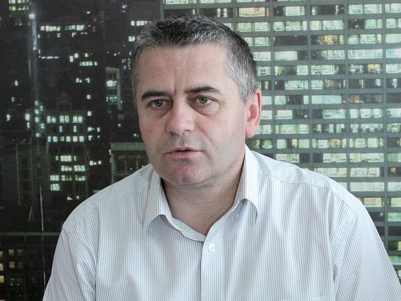 Sare la gâtul miniştrilor. Giurgiu cere demisiile lui Baconschi, Igaş şi Predoiu