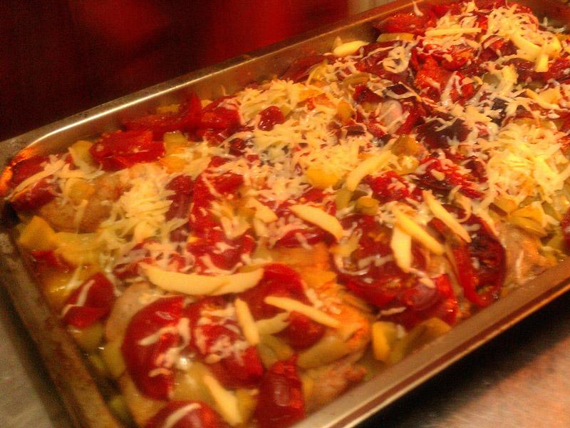 Kiss Tibi vă prezintă reţeta săptămânii: Puiul balcanic de sfârşit de vară  