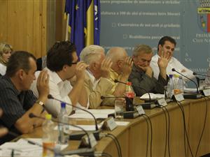 Banii pentru “U” şi CFR stau pe tuşă pentru două voturi în Consiliul Local    
