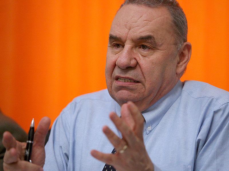 Marga dă de lucru profesorilor de la UBB: trebuie să demaşte plagiatorii. 