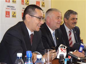 Ponta a venit la Cluj ca să facă strategia USL pentru alegerile din Cluj: 