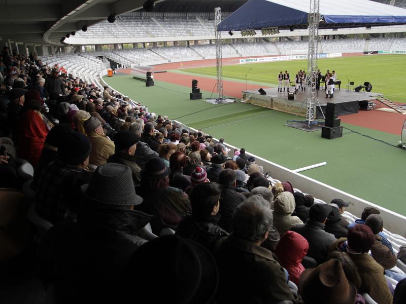 Concert folcloric pe Cluj Arena   