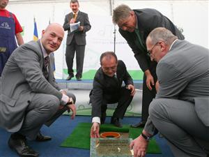 Transformarea Cartierului Tineretului în parc fotovoltaic a ajuns în instanţă         