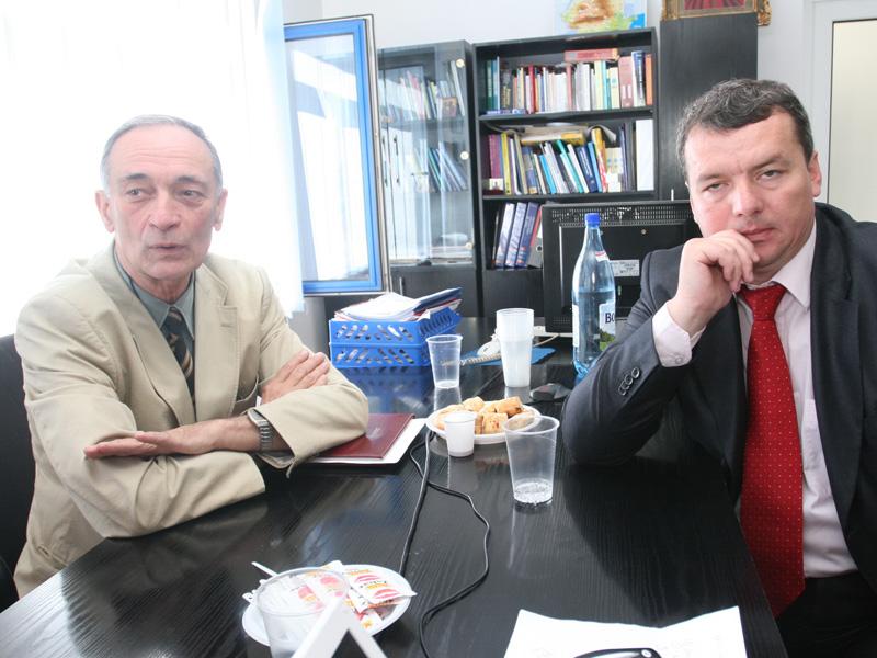 Război pe toate fronturile la Broker Cluj