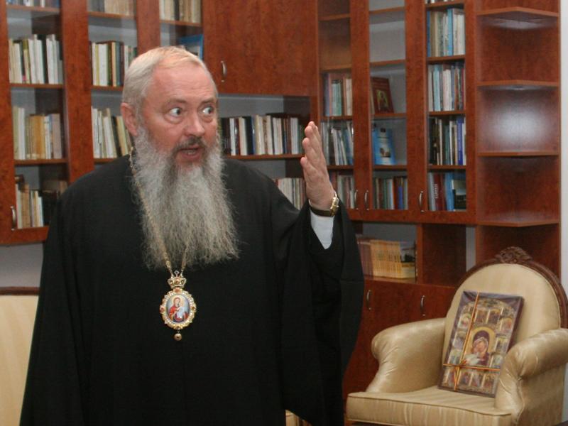 Mitropolitul Clujului, împotriva incinerării: Morţii se înhumează, nu se ard    