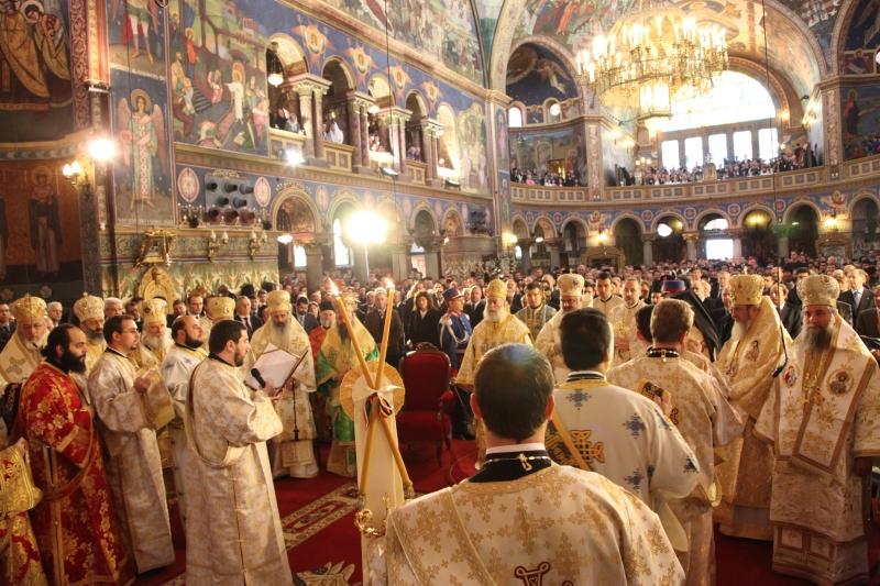 Clujul, reprezentat la canonizarea lui Andrei Şaguna. Băsescu şi Ponta, prezenţi şi ei