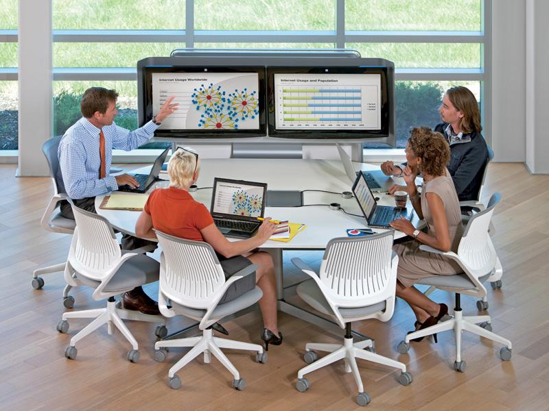 Gigantul american Steelcase îşi face la Cluj centrul european 