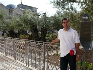Concedii în Dubai, Halkidiki şi Viena pentru familia Apostu în 2011