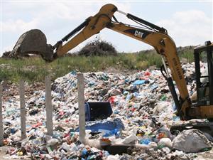 Soarta licitaţiei pentru depozitul ecologic se decide azi