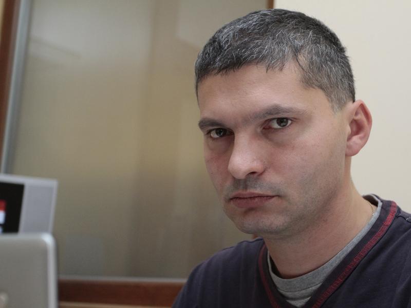 Îmbrăţişarea lui Mircea Neşu