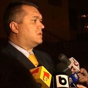 Apostu îl vrea pe avocatul vedetelor