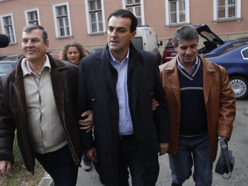 Înalta Curte, de neînduplecat: primarul Apostu rămâne în arest      
