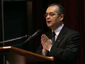 Boc, despre starea de sănătate a tatălui său: Nu ne aşteptăm la minuni, ci la progrese mărunte