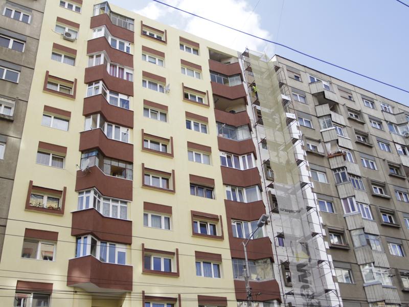 Scutiri de impozit pentru proprietarii apartamentelor reabilitate termic     