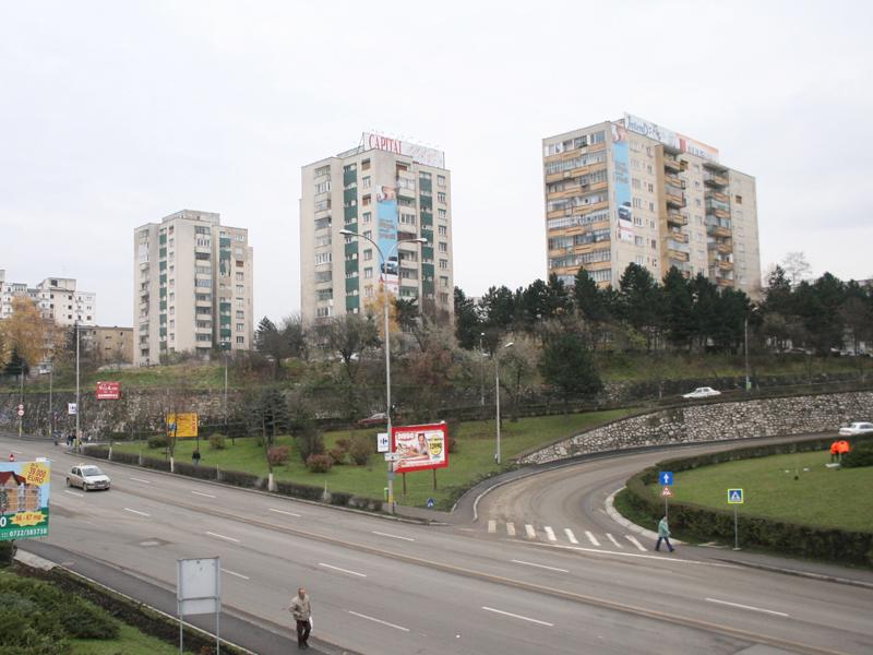 De la “clădirea-simbol” a lui Boc la “ruşinea” lui Moisin      
