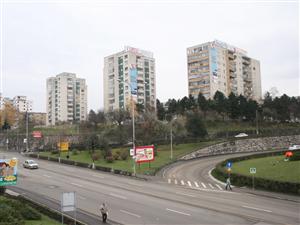 De la “clădirea-simbol” a lui Boc la “ruşinea” lui Moisin      