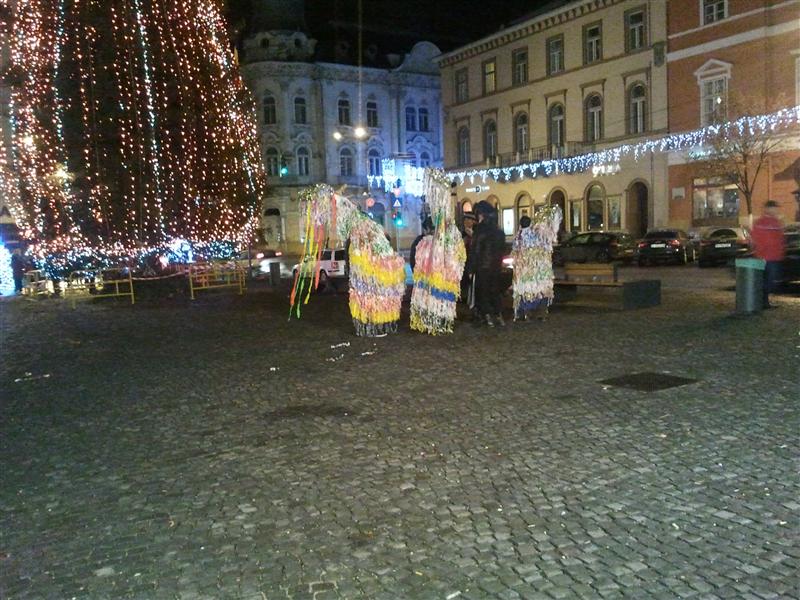 Cetele de colindători care vin din Moldova la Cluj au rămas dezamăgite: nu şi-au scos nici banii de drum. 